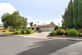 Single Family Residence, 2380 Peppertree ln, Riverside, CA 92506 - 4