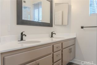 Single Family Residence, 573 Hamilton dr, Corona, CA 92879 - 10