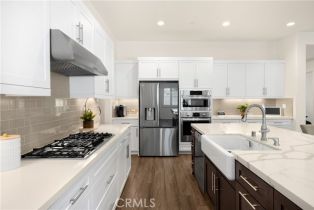 Single Family Residence, 11638 Oakton way, Corona, CA 92883 - 28