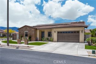 Single Family Residence, 11638 Oakton way, Corona, CA 92883 - 3