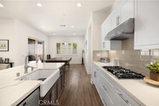 Single Family Residence, 11638 Oakton way, Corona, CA 92883 - 30