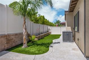 Single Family Residence, 11638 Oakton way, Corona, CA 92883 - 42