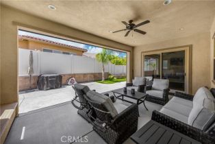 Single Family Residence, 11638 Oakton way, Corona, CA 92883 - 45