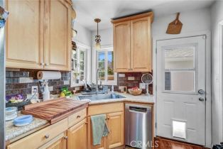 Single Family Residence, 275 Bort st, Long Beach, CA 90805 - 13