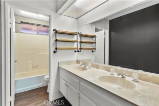 Single Family Residence, 162 Mistletoe dr, Corona, CA 92879 - 15