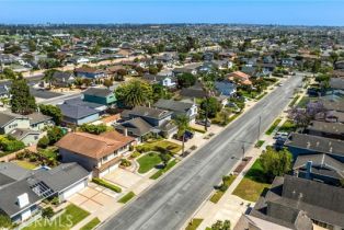 Single Family Residence, 17342 Almelo ln, Huntington Beach, CA 92649 - 45
