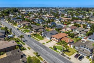 Single Family Residence, 17342 Almelo ln, Huntington Beach, CA 92649 - 48