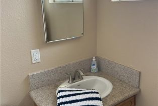 Single Family Residence, 826 Railroad st, Corona, CA 92882 - 14