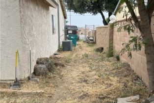 Single Family Residence, 826 Railroad st, Corona, CA 92882 - 29