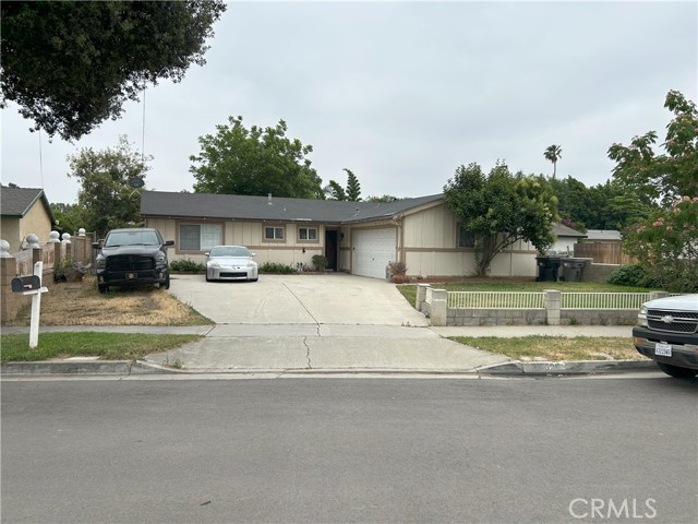 Single Family Residence, 826 Railroad st, Corona, CA 92882 - 1