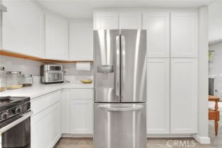 Condominium, 1068 Border ave, Corona, CA 92882 - 8