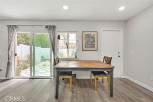 Condominium, 1068 Border ave, Corona, CA 92882 - 9