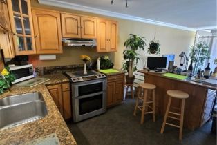 Condominium, 7124 Marina Pacifica dr, Long Beach, CA 90803 - 8