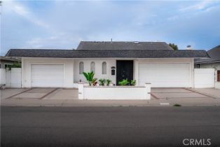 Single Family Residence, 16602 Wellington CIR, Huntington Beach, CA  Huntington Beach, CA 92649