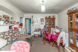 Residential Income, 195 Hullett st, Long Beach, CA 90805 - 7