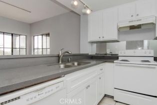 Condominium, 720 4th st, Long Beach, CA 90802 - 3