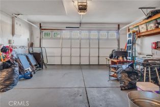 Single Family Residence, 26668 Kicking Horse dr, Corona, CA 92883 - 26