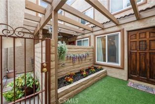 Condominium, 1330 Vista Grande, Fullerton, CA 92835 - 3