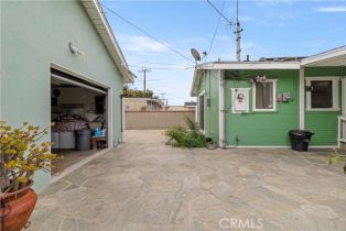 Single Family Residence, 27 Platt st, Long Beach, CA 90805 - 30