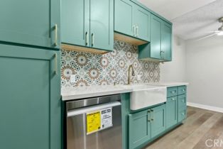 Condominium, 801 1st st, Long Beach, CA 90802 - 2