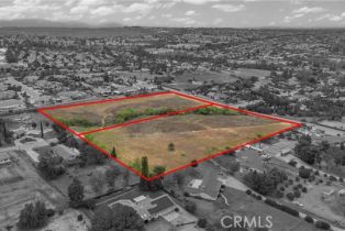 , 1 Moss rd, Riverside, CA 92508 - 5