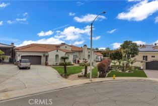 , 1 Moss rd, Riverside, CA 92508 - 9