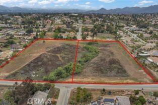 Land, 1 Moss RD, Riverside, CA  Riverside, CA 92508