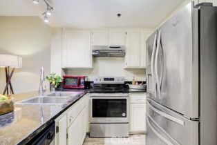 Condominium, 720 4th st, Long Beach, CA 90802 - 5