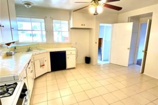 Single Family Residence, 1212 Oak ave, Fullerton, CA 92833 - 5