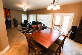 Single Family Residence, 40083 Via Espana, Murrieta, CA 92562 - 12
