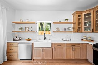 Single Family Residence, 160 Altadena dr, Pasadena, CA 91107 - 15