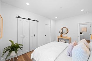 Single Family Residence, 160 Altadena dr, Pasadena, CA 91107 - 23