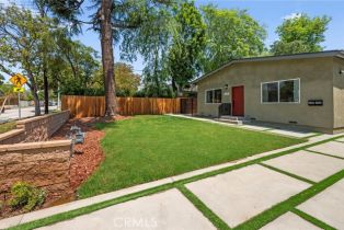 Single Family Residence, 160 Altadena dr, Pasadena, CA 91107 - 4