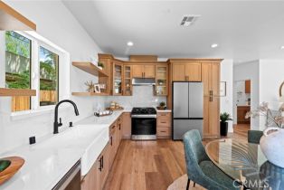 Residential Income, 160 Altadena dr, Pasadena, CA 91107 - 9