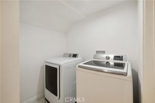 Single Family Residence, 1290 Woodbury rd, Pasadena, CA 91104 - 35