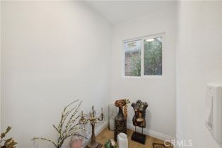 Single Family Residence, 1290 Woodbury rd, Pasadena, CA 91104 - 37