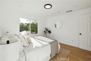 Single Family Residence, 1290 Woodbury rd, Pasadena, CA 91104 - 57