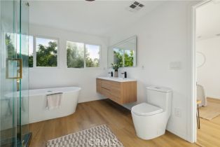 Single Family Residence, 1290 Woodbury rd, Pasadena, CA 91104 - 61