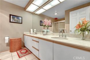 Condominium, 10511 Ashton ave, Westwood, CA 90024 - 22