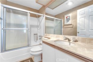 Condominium, 10511 Ashton ave, Westwood, CA 90024 - 27