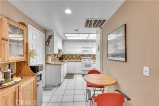 Condominium, 10511 Ashton ave, Westwood, CA 90024 - 4