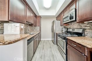 Condominium, 300 Providencia ave, Burbank, CA 91502 - 11