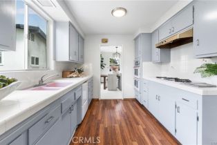 Single Family Residence, 318 California st, Orange, CA 92866 - 14