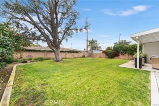 Single Family Residence, 318 California st, Orange, CA 92866 - 7