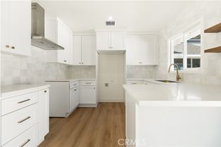 Single Family Residence, 1027 E 10th st, Long Beach, CA 90813 - 12