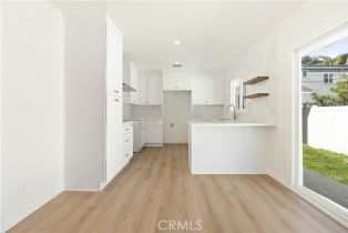 Single Family Residence, 1027 E 10th st, Long Beach, CA 90813 - 9