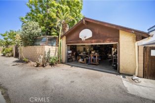 Single Family Residence, 1344 River rd, Corona, CA 92878 - 22
