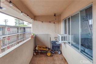 Condominium, 2501 Redondo Beach blvd, Gardena, CA 90249 - 4