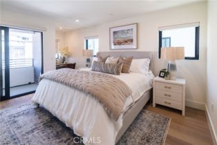 Single Family Residence, 315 Bay ave, Newport Beach, CA 92661 - 11