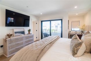 Single Family Residence, 315 Bay ave, Newport Beach, CA 92661 - 12